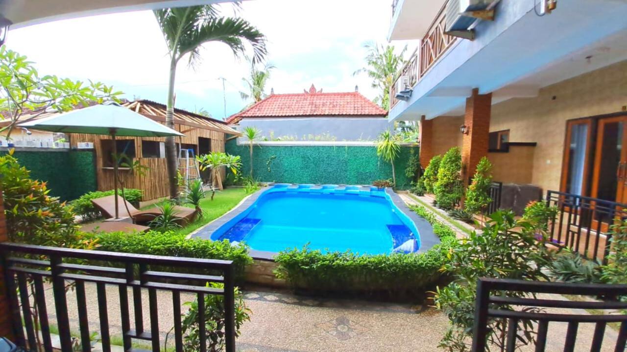 Wahyuga Sari Guest House Nita Salon & Spa Lembongan Kültér fotó