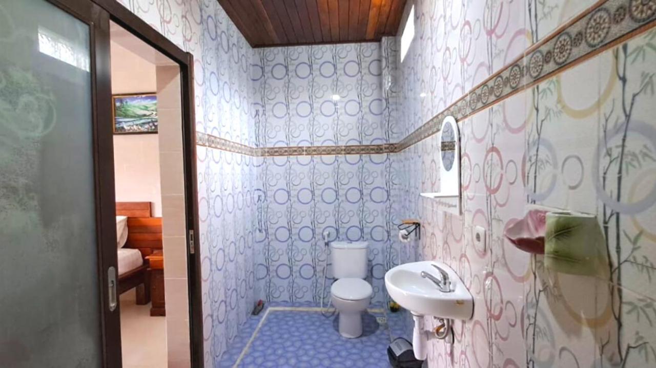 Wahyuga Sari Guest House Nita Salon & Spa Lembongan Kültér fotó